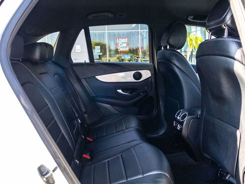 Used 2020 Mercedes-Benz GLC 300 image 20
