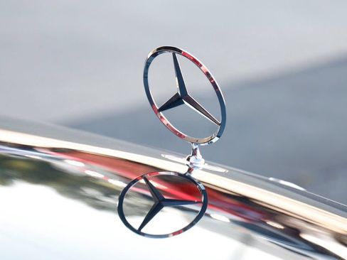 Used 2023 Mercedes-Benz S 580 4MATIC Sedan image 5