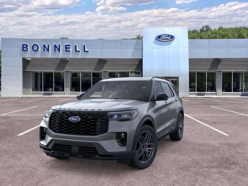New 2026 Ford Explorer ST-Line w/ ST-Line Street Pack AWD/4WD image 2