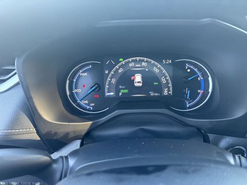 Used 2024 Toyota RAV4 XLE image 12