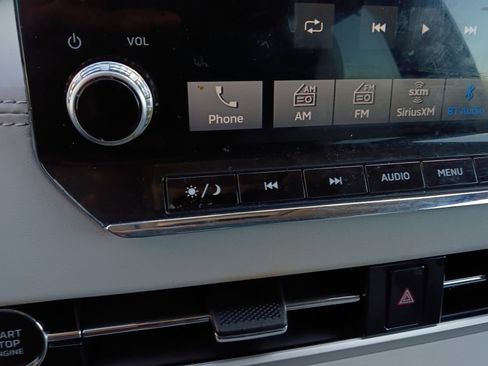 Used 2023 Mitsubishi Outlander SEL FWD image 17