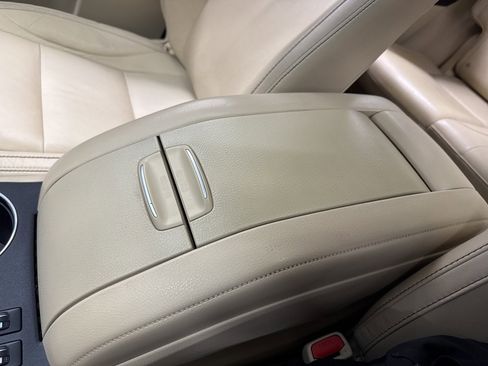 Used 2015 Toyota Highlander XLE image 32