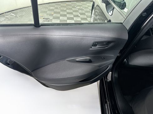 Used 2025 Toyota Corolla LE image 25