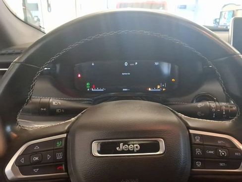 Certified 2022 Jeep Compass High Altitude AWD/4WD image 17