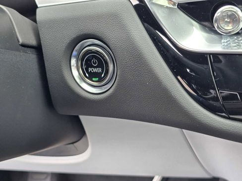 New 2024 Cadillac Lyriq Sport image 33