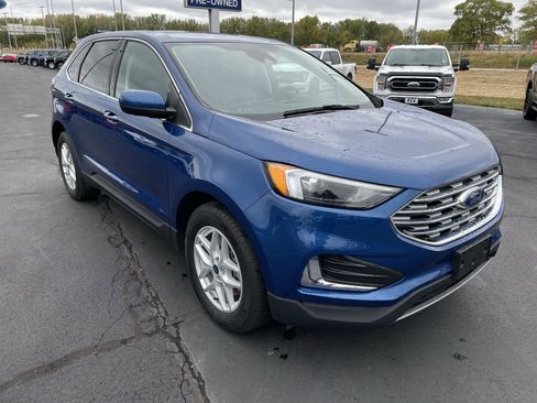 Used 2022 Ford Edge SEL w/ Class II Trailer Tow Package image 10