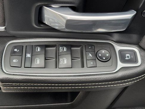 Used 2022 RAM 2500 Laramie image 27