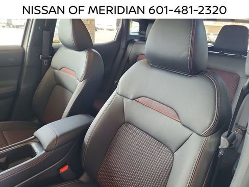 New 2026 Nissan Kicks SR w/ Cold Weather Package FWD image 11