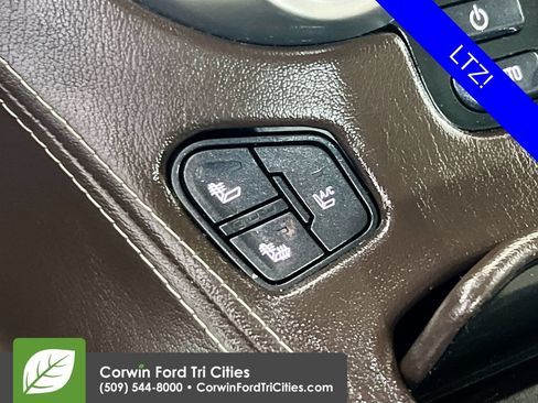 Used 2016 Chevrolet Tahoe LTZ AWD/4WD image 23