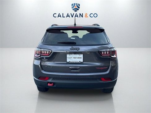 Used 2023 Jeep Compass Trailhawk image 6