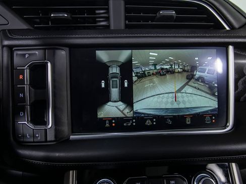 Used 2024 GMC Yukon XL Denali w/ Advanced Technology Package AWD/4WD image 33