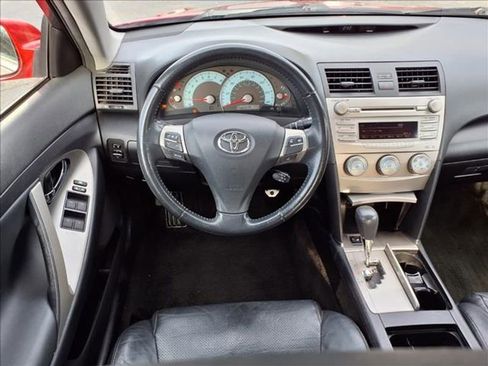 Used 2010 Toyota Camry SE image 13