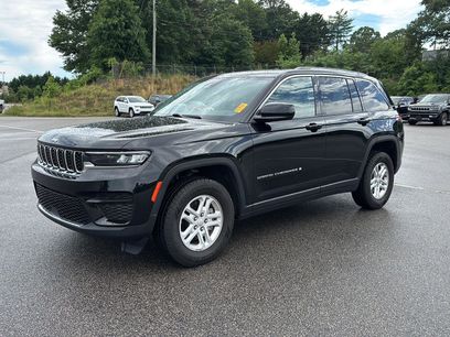 Used 2022 Jeep Grand Cherokee Laredo w/ Luxury Tech Group I