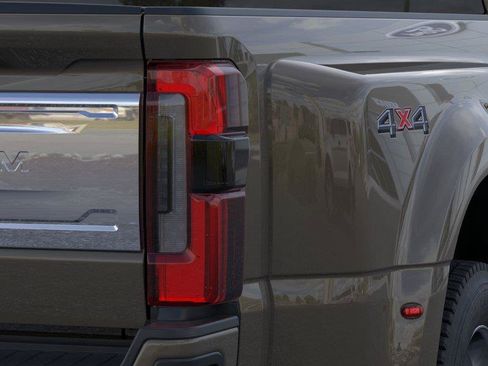 New 2026 Ford F450 Platinum AWD/4WD image 21