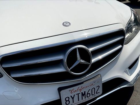 Used 2015 Mercedes-Benz E 350 4MATIC Wagon w/ Premium 1 Package image 28