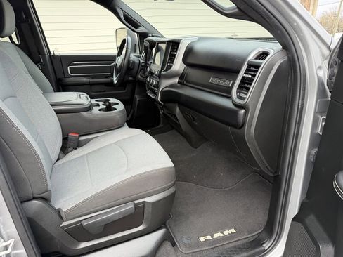 Used 2024 RAM 2500 Big Horn image 28