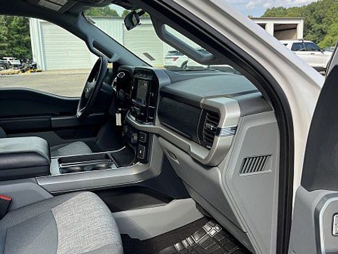 Used 2021 Ford F150 XLT AWD/4WD image 15