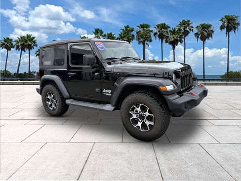 Used 2019 Jeep Wrangler Sport image 2