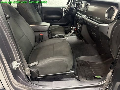 Used 2019 Jeep Wrangler Unlimited Sport S image 21