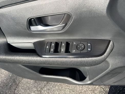 New 2026 Nissan Kicks SV w/ SV Premium Package FWD image 26