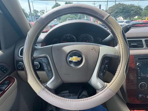 Used 2011 Chevrolet Tahoe LTZ image 20