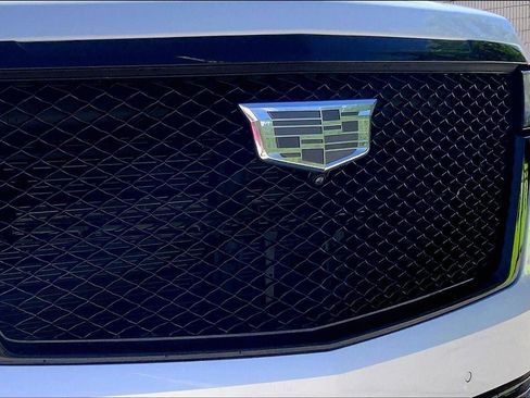 Certified 2024 Cadillac Escalade Sport w/ LPO, ONYX Package AWD/4WD image 31