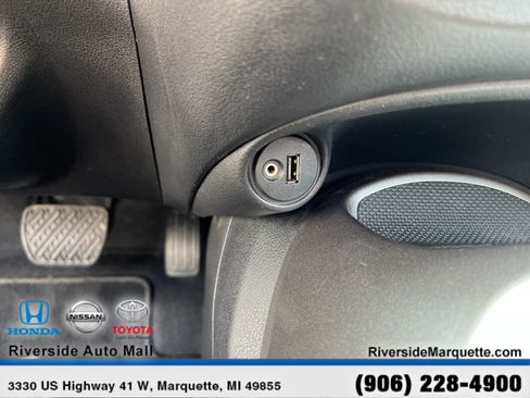 Used 2016 Nissan Juke SL AWD/4WD image 18