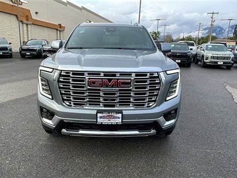 Used 2025 GMC Yukon XL Denali image 8