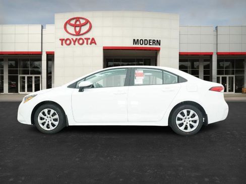 New 2026 Toyota Corolla LE image 9