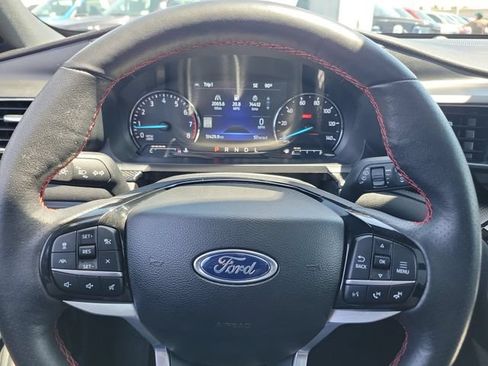 Used 2023 Ford Explorer ST-Line w/ Class IV Trailer Tow Package RWD image 30