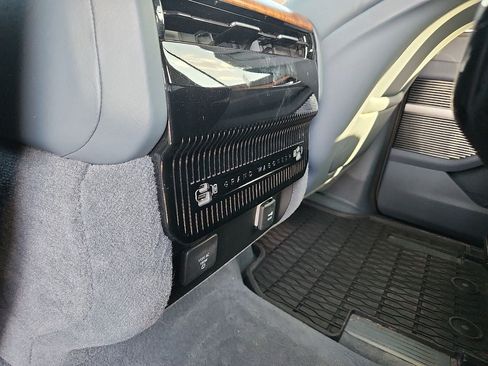 Used 2022 Jeep Grand Wagoneer Series II w/ Convenience Group III AWD/4WD image 17