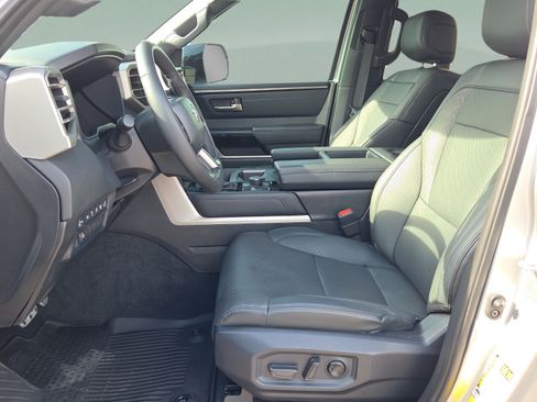 Certified 2025 Toyota Tundra Limited w/ TRD Off-Road Package AWD/4WD image 10