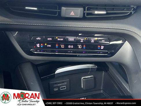 Certified 2023 Buick Envision Avenir image 25