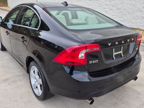 Used 2013 Volvo S60 T5 image 5