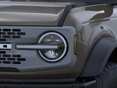 New 2026 Ford Bronco Badlands AWD/4WD image 19