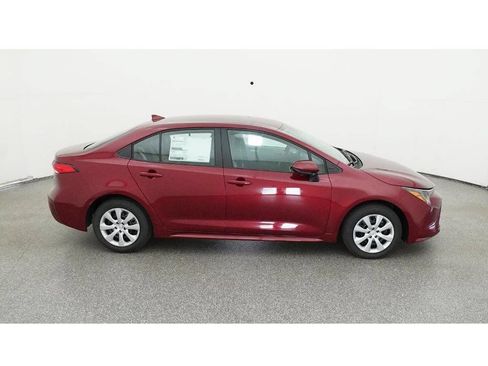 Used 2026 Toyota Corolla LE FWD image 13