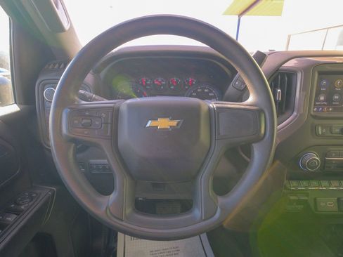 Used 2024 Chevrolet Silverado 3500 W/T image 32