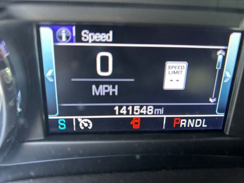 Used 2018 Chevrolet Suburban LT AWD/4WD image 7
