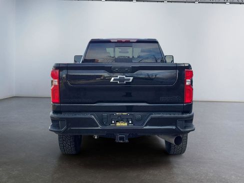 Used 2024 Chevrolet Silverado 3500 High Country w/ Midnight Edition image 4