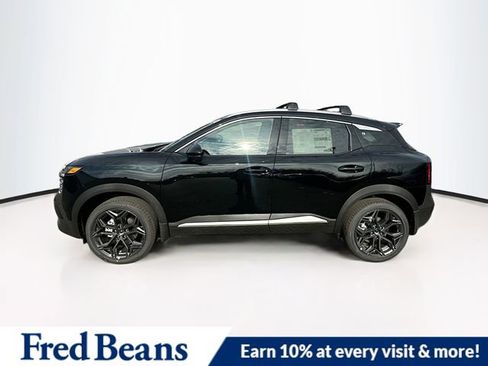 New 2026 Nissan Kicks SR w/ Cold Weather Package image 3