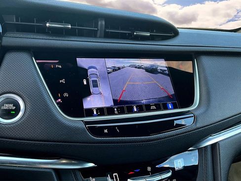 Certified 2023 Cadillac XT5 Premium Luxury w/ Technology Package image 14