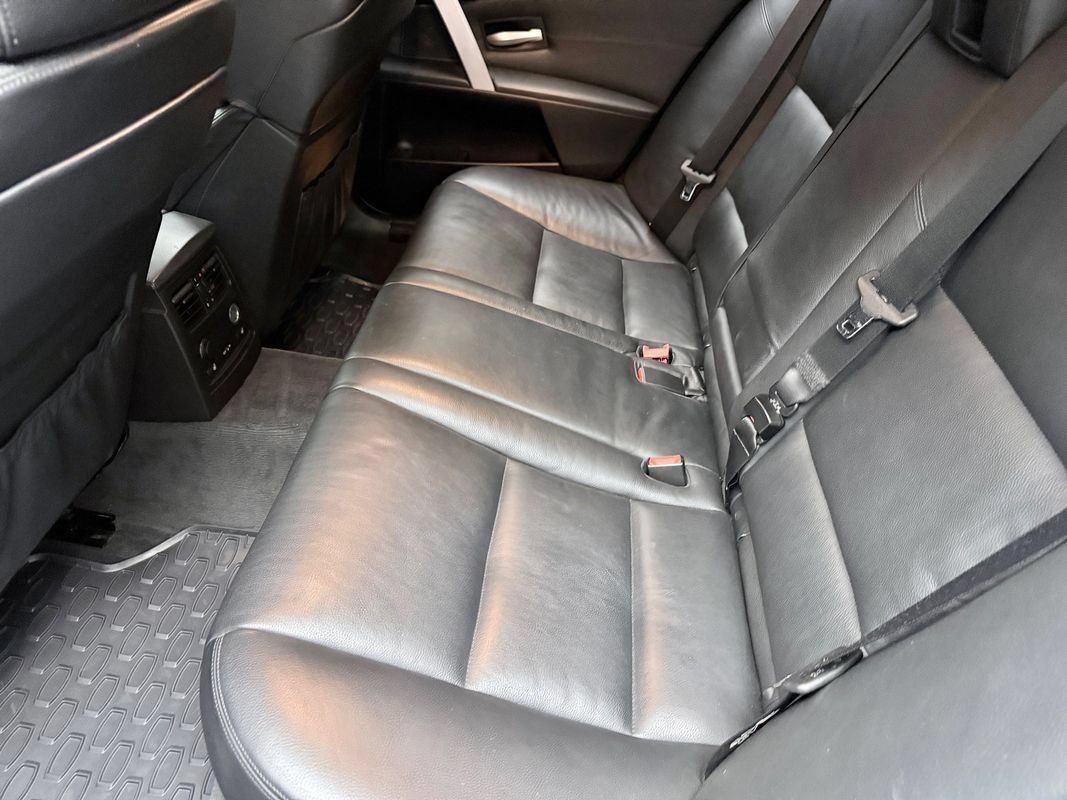 Used 2006 BMW M5 RWD image 14