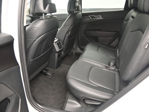 Used 2024 Kia Sportage EX FWD image 14