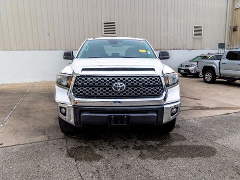 Used 2018 Toyota Tundra SR5 image 3