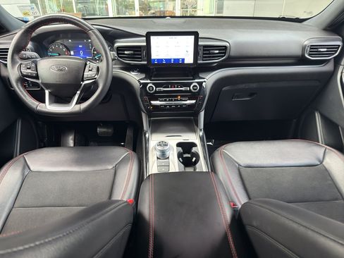 Used 2023 Ford Explorer ST-Line w/ Class IV Trailer Tow Package image 22