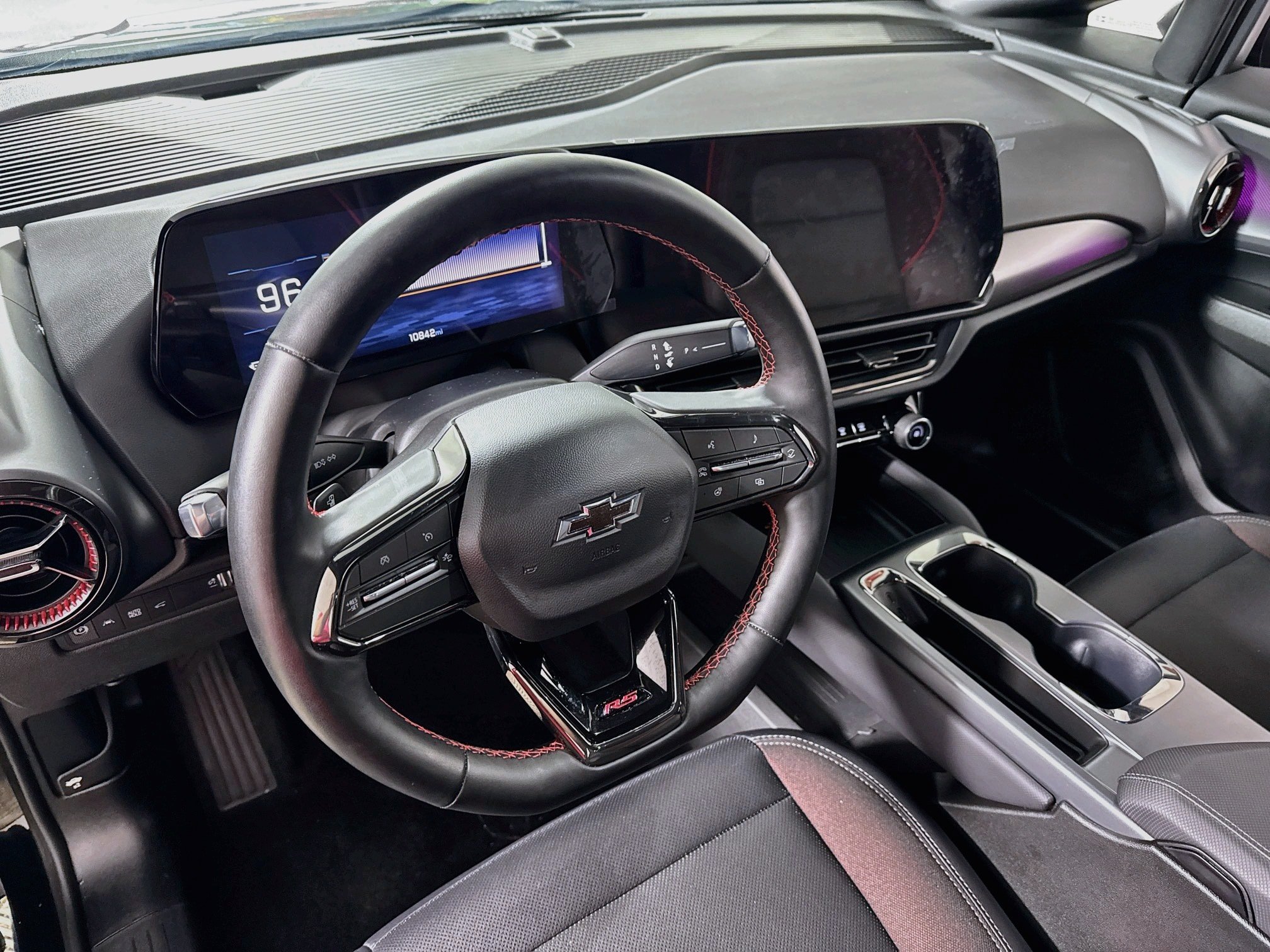 Used 2025 Chevrolet Equinox EV RS FWD image 12