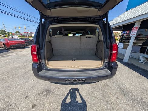 Used 2018 Chevrolet Tahoe LT image 32