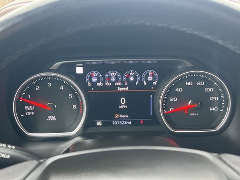 Used 2021 Chevrolet Suburban High Country w/ Premium Package image 11