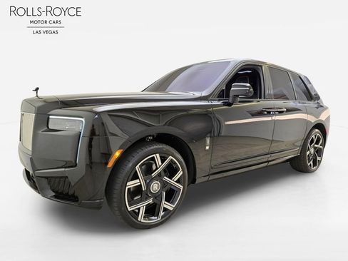 Certified 2025 Rolls-Royce Cullinan Black Badge AWD/4WD image 1
