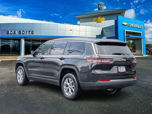 Used 2023 Jeep Grand Cherokee L Limited RWD image 3